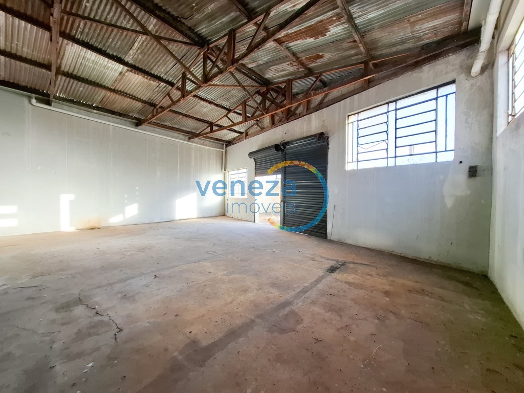 Barracão para locação no bairro Sabara de Londrina com 281.75m<sup>2</sup> útil