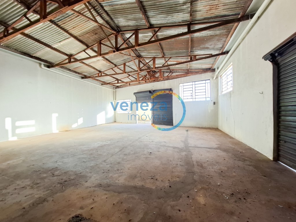 Barracão para locação no bairro Sabara de Londrina com 281.75m<sup>2</sup> útil