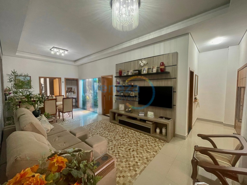 Casa Residencial para venda no Gleba Palhano em Londrina com 220m² por R$
                                                                                                                                                1.600.000,00                                                                                                                                        