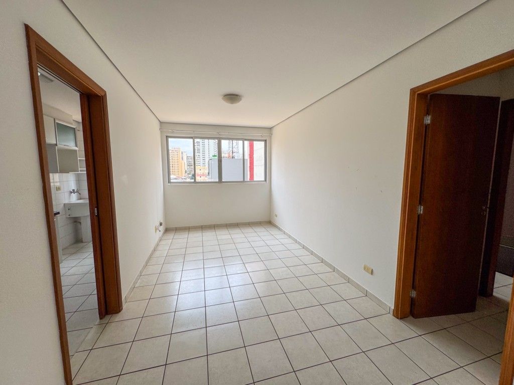 Apartamento para locacao no Centro em Londrina com 88,47m² por R$ 1.500,00