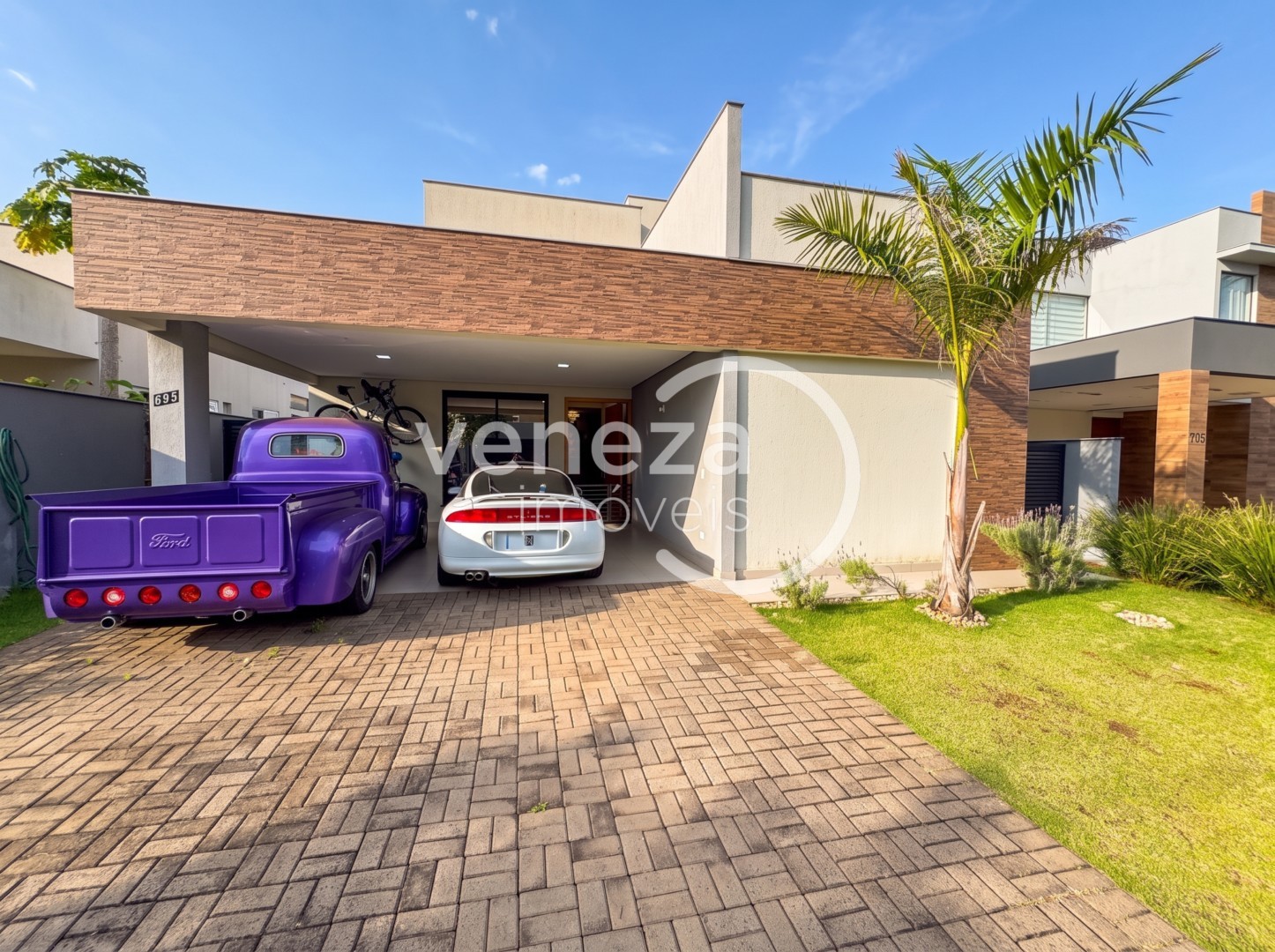 Casa Residencial para venda no Vivendas do Arvoredo em Londrina com 186m² por R$ 2.990.000