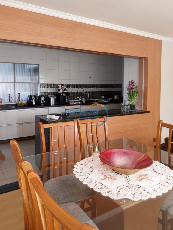 Apartamento para venda no Centro em Londrina com 184m² por R$ 590.000,00