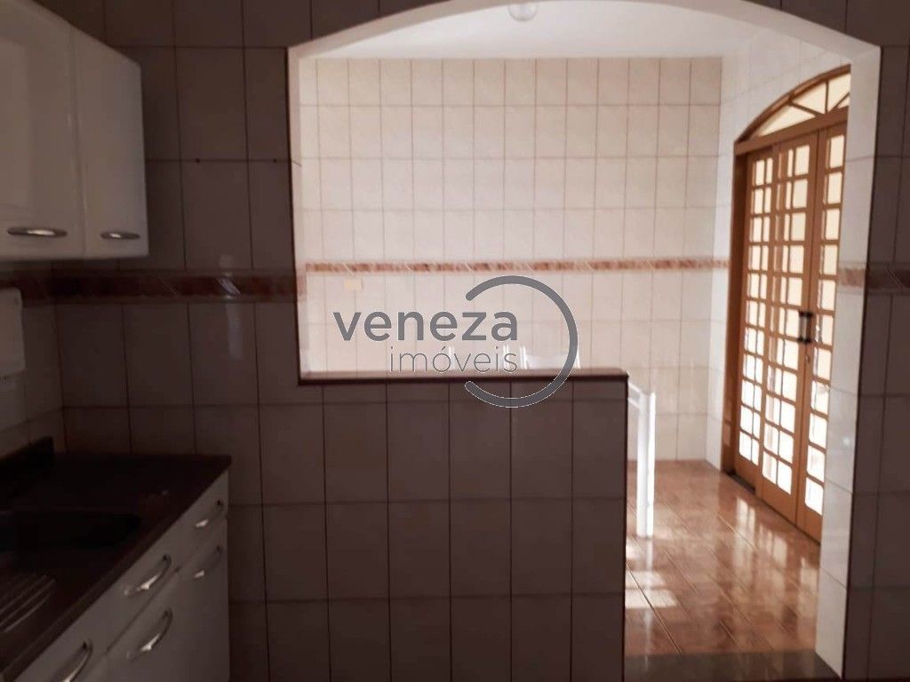 Casa Residencial para venda no bairro Parigot de Souza de Londrina - Foto 13