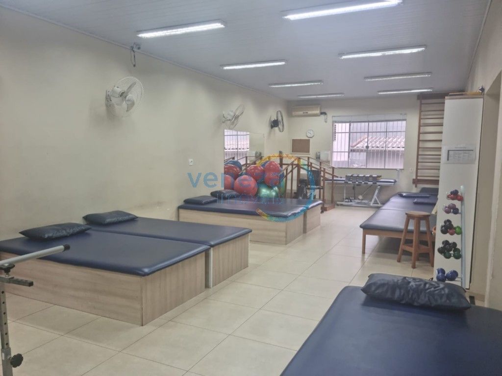Casa Comercial para venda no bairro Centro de Londrina - Foto 4