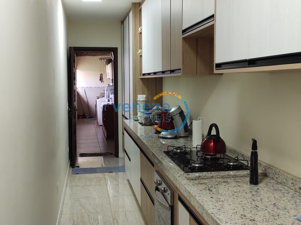 Casa Residencial para venda no bairro Waldemar Hauer de Londrina - Foto 19