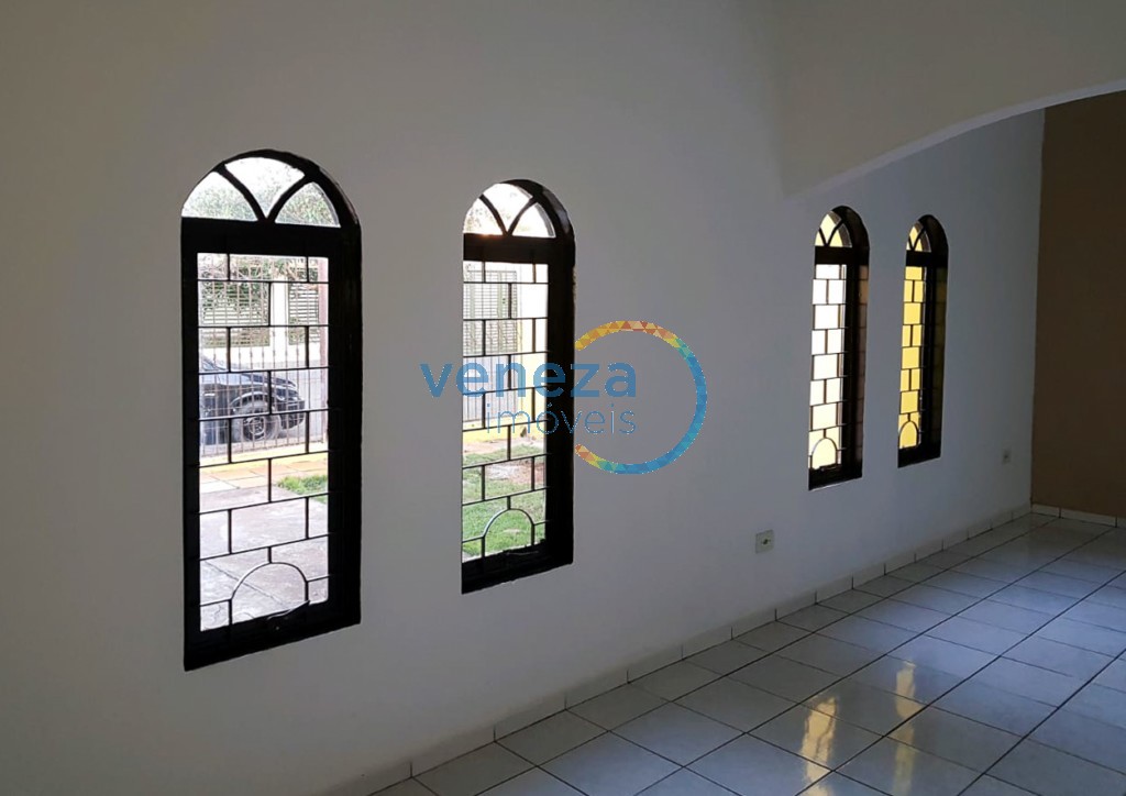 Casa Residencial para locacao no Alvorada em Londrina com 149,55m² por R$ 2.000,00