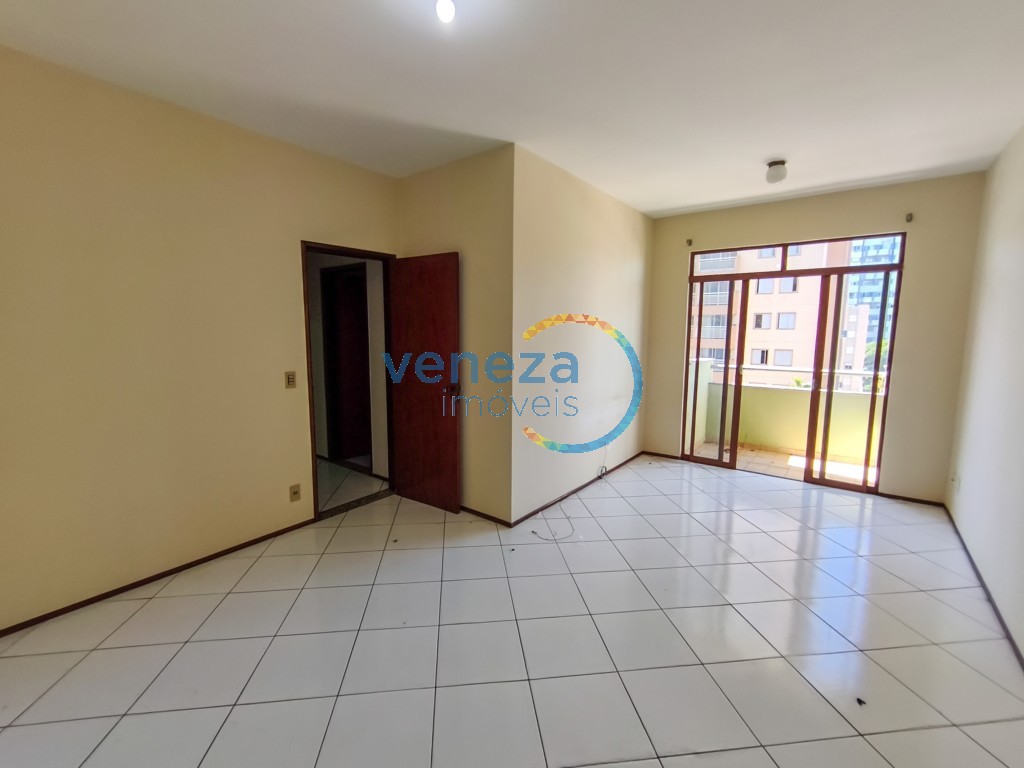 Apartamento para venda no Centro em Londrina com 135,11m² por R$ 300.000,00