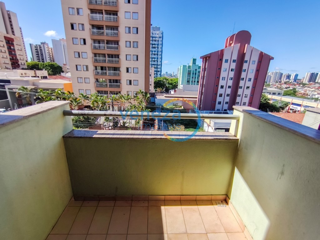 Apartamento para venda no Centro em Londrina com 135,11m² por R$ 300.000,00