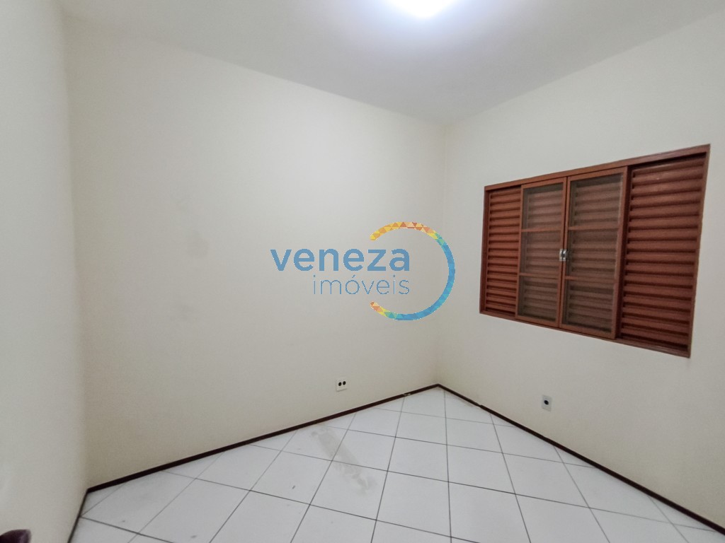 Apartamento à venda no bairro Centro de Londrina com 89.07m<sup>2</sup> útil, 3 quartos, 1 vaga de garagem