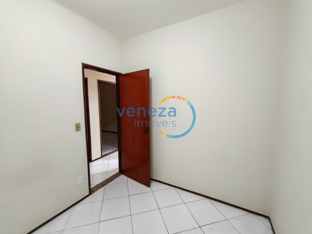 Apartamento à venda no bairro Centro de Londrina com 89.07m<sup>2</sup> útil, 3 quartos, 1 vaga de garagem