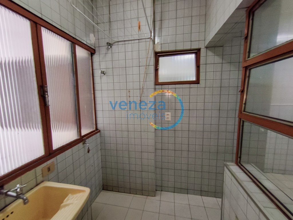 Apartamento à venda no bairro Centro de Londrina com 89.07m<sup>2</sup> útil, 3 quartos, 1 vaga de garagem