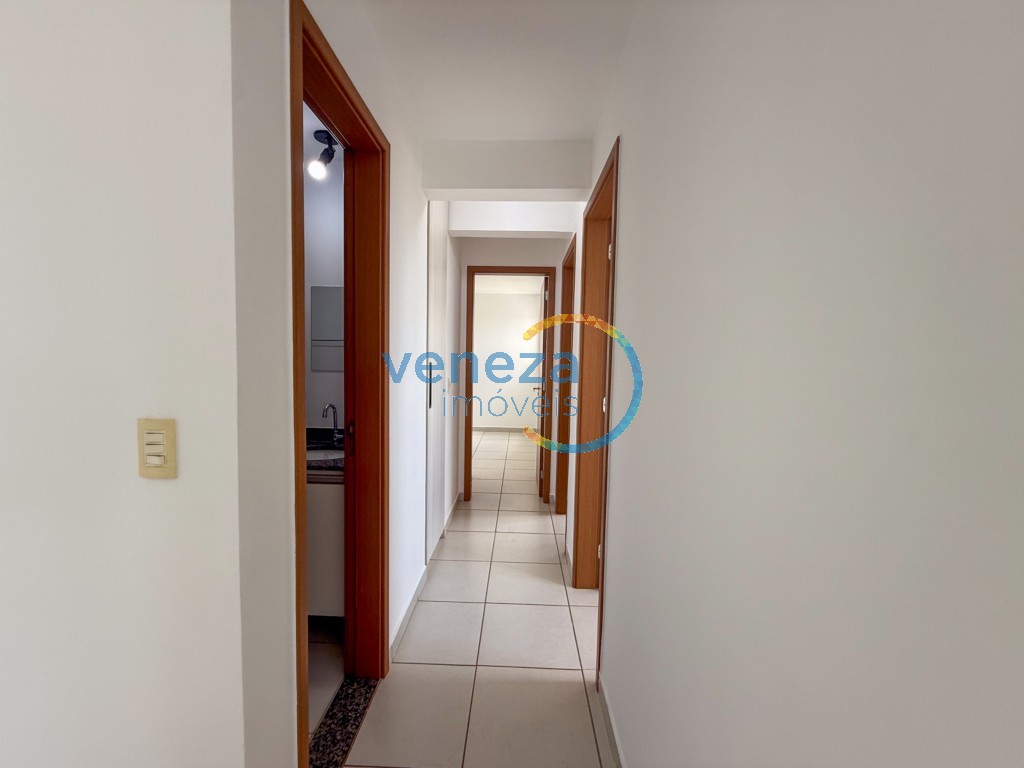 Apartamento para locação no bairro Gleba Palhano de Londrina com 68m<sup>2</sup> útil, 3 quartos, 2 vagas de garagem