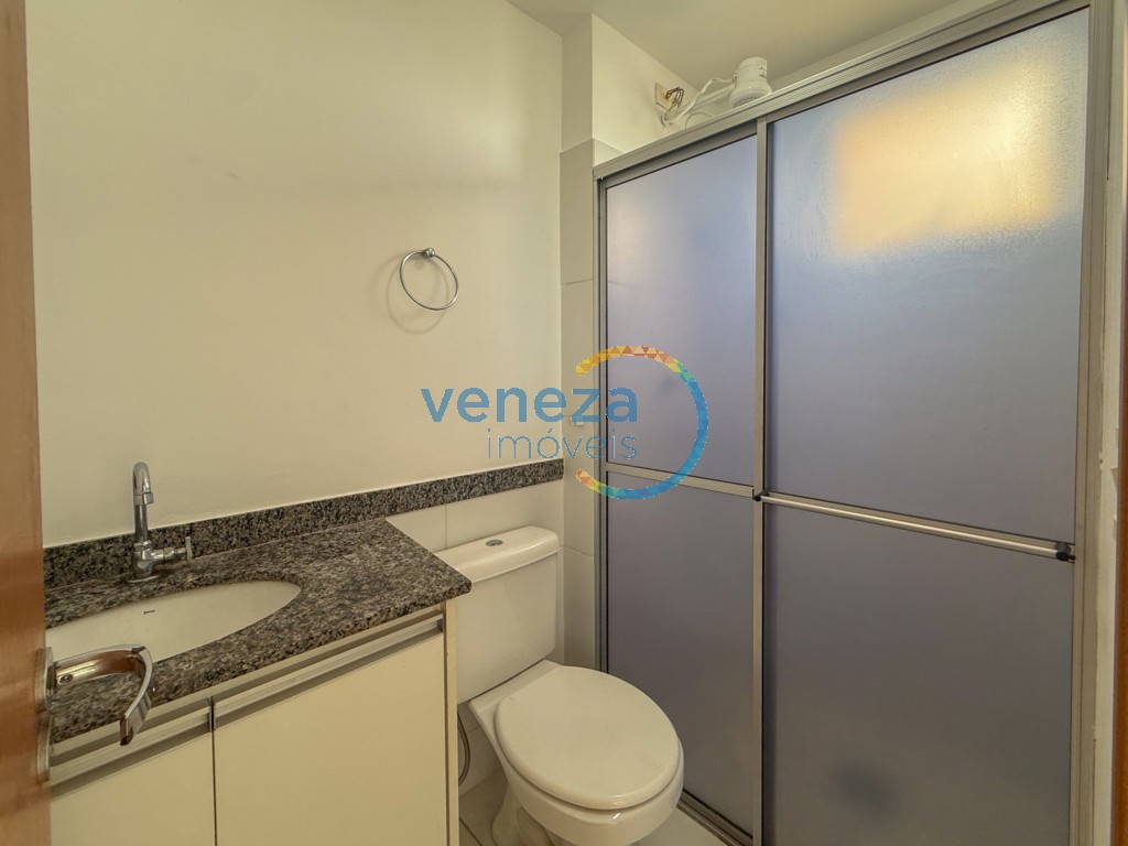 Apartamento para locação no bairro Gleba Palhano de Londrina com 68m<sup>2</sup> útil, 3 quartos, 2 vagas de garagem