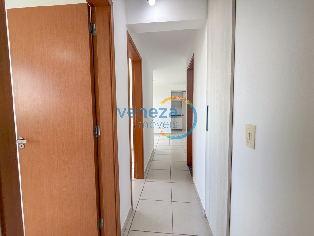 Apartamento para locação no bairro Gleba Palhano de Londrina com 68m<sup>2</sup> útil, 3 quartos, 2 vagas de garagem