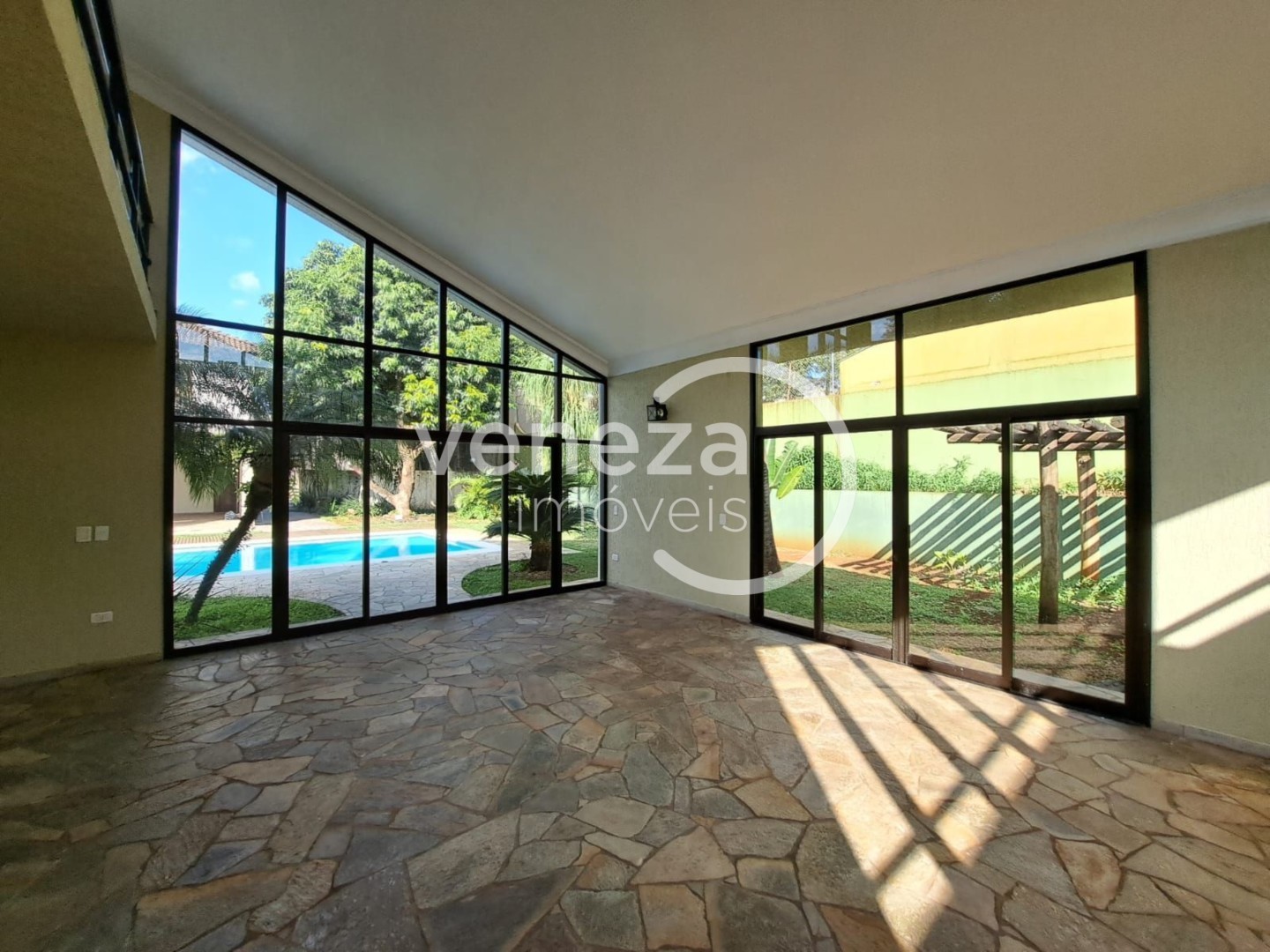 Casa Residencial para venda no Colina Verde em Londrina com 850m² por R$ 3.850.000 - Foto 3
