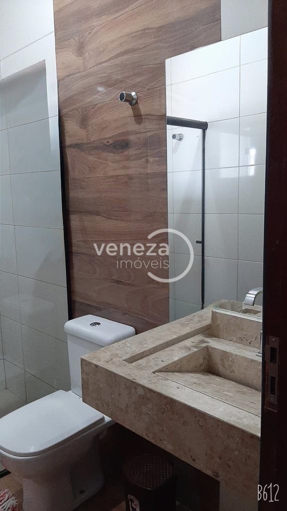 Casa Residencial para venda no bairro Castelo de Londrina - Foto 4