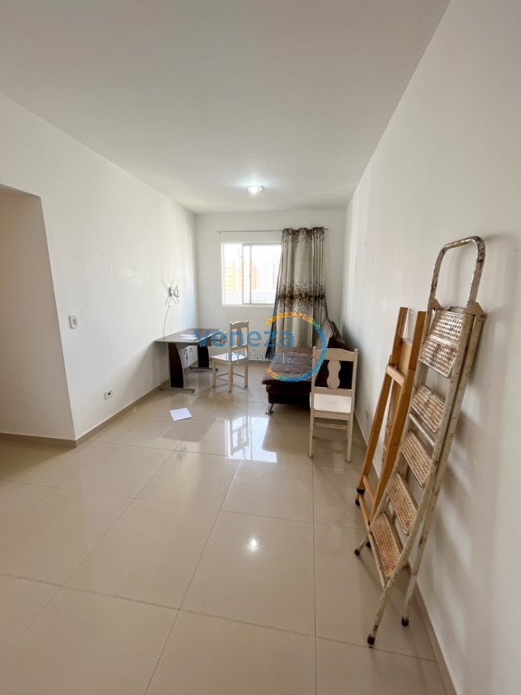 Apartamento para locacao no Centro em Londrina com 96,94m² por R$ 2.412,50
