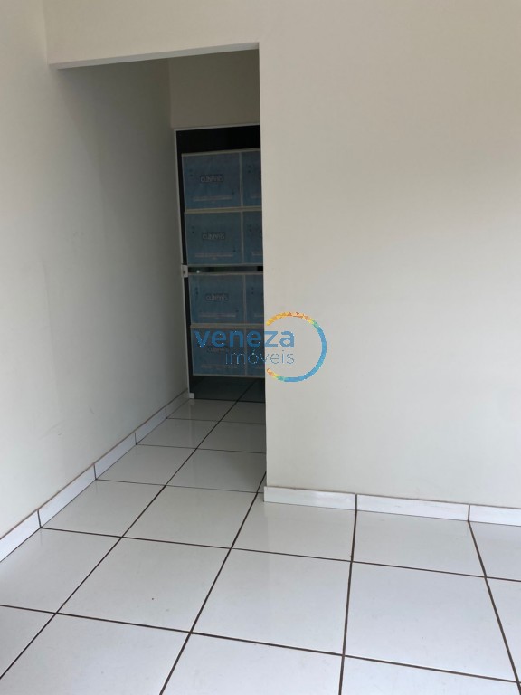 Salão-loja para venda no bairro Casoni de Londrina - Foto 12