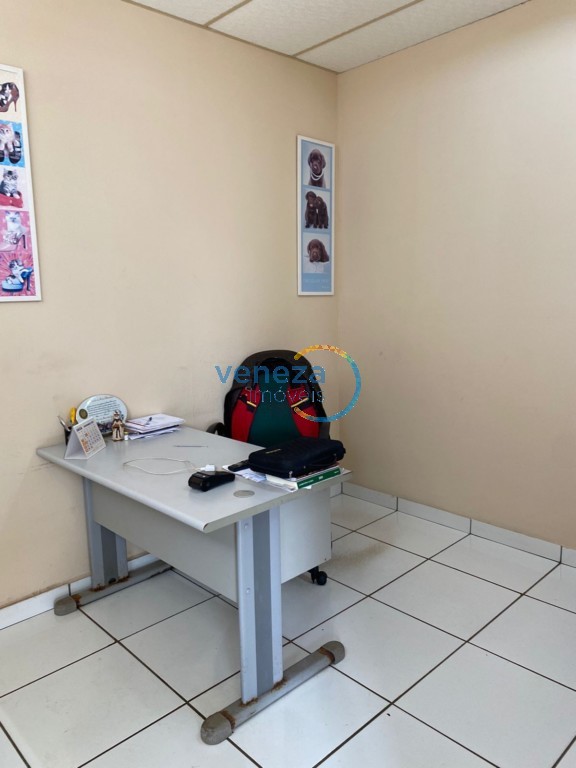 Salão-loja para venda no bairro Casoni de Londrina - Foto 15