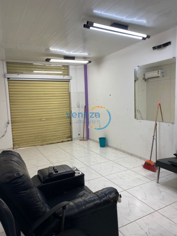 Salão-loja para venda no bairro Casoni de Londrina - Foto 16