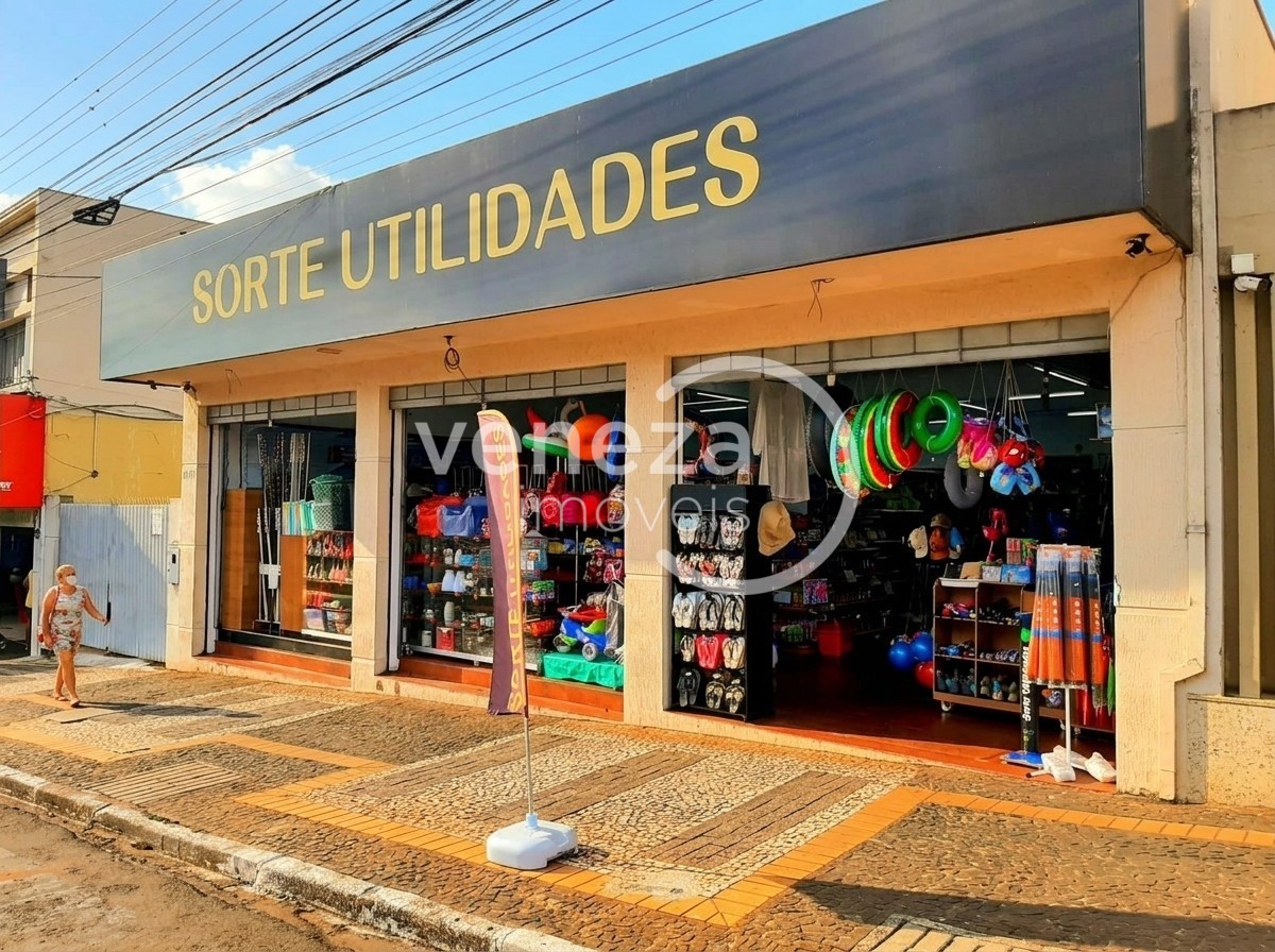 Salão-loja para venda no Centro em Londrina com 580m² por R$ 8.000.000 - Foto 1