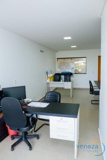 Casa Residencial para venda no bairro Lago Parque de Londrina - Foto 36
