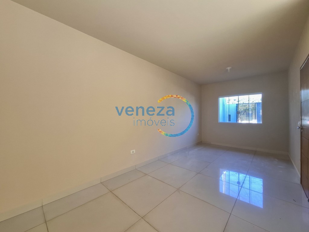 Casa Residencial à venda no bairro Piza de Londrina com 84.33m<sup>2</sup> útil, 3 quartos, 1 vaga de garagem