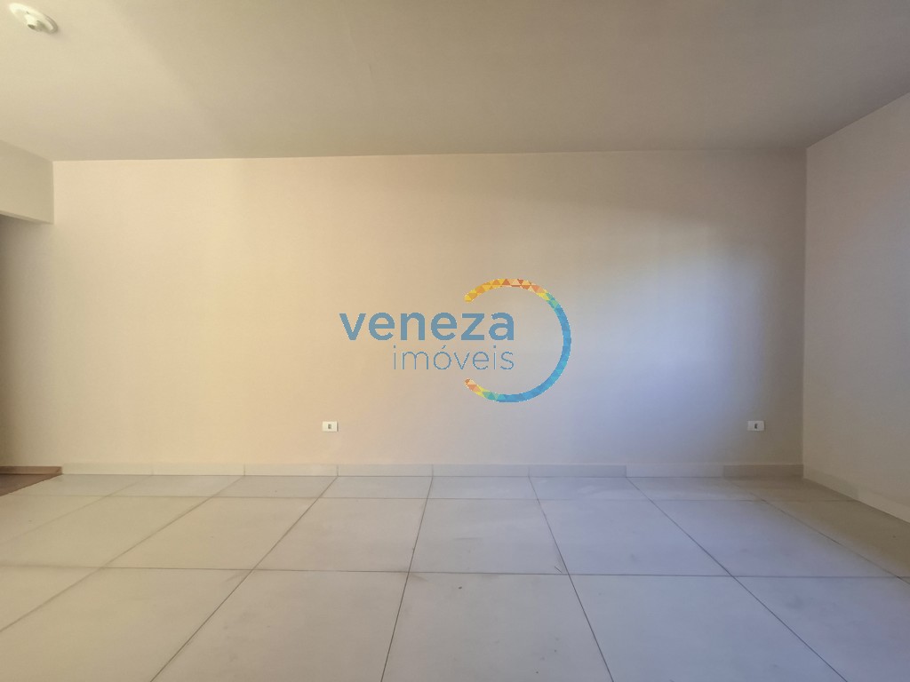 Casa Residencial à venda no bairro Piza de Londrina com 84.33m<sup>2</sup> útil, 3 quartos, 1 vaga de garagem