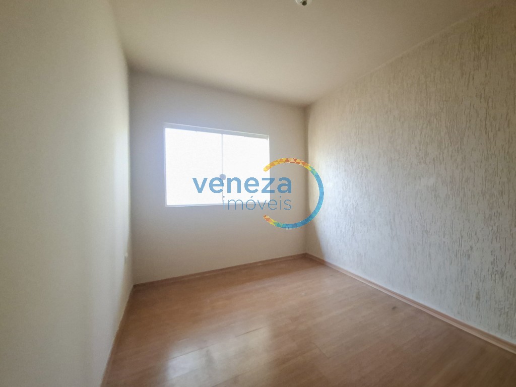 Casa Residencial à venda no bairro Piza de Londrina com 84.33m<sup>2</sup> útil, 3 quartos, 1 vaga de garagem