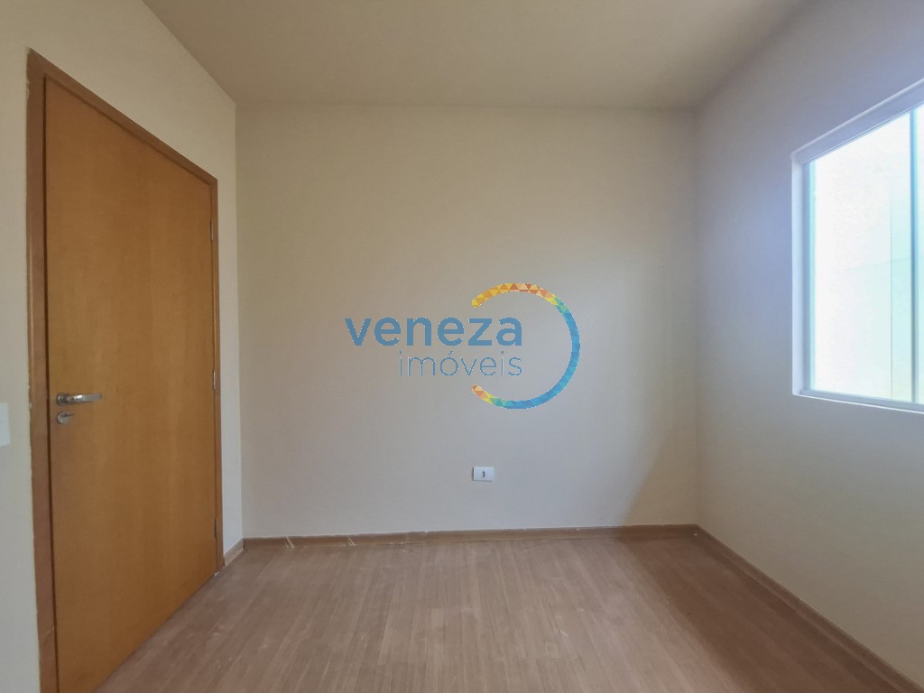 Casa Residencial à venda no bairro Piza de Londrina com 84.33m<sup>2</sup> útil, 3 quartos, 1 vaga de garagem