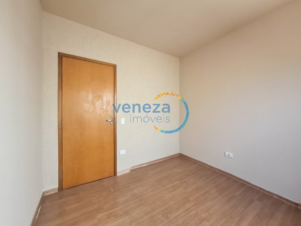 Casa Residencial à venda no bairro Piza de Londrina com 84.33m<sup>2</sup> útil, 3 quartos, 1 vaga de garagem