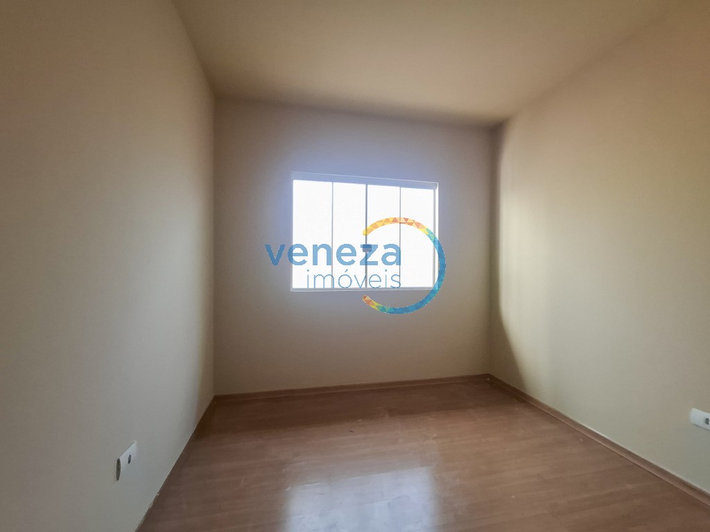 Casa Residencial à venda no bairro Piza de Londrina com 84.33m<sup>2</sup> útil, 3 quartos, 1 vaga de garagem