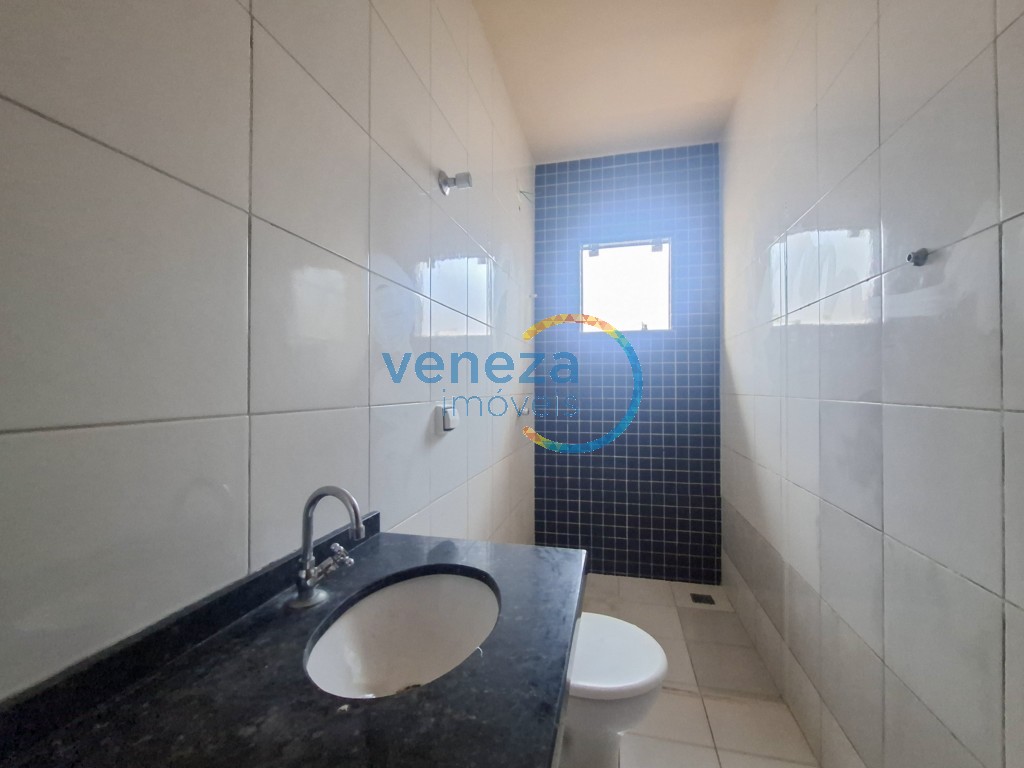 Casa Residencial à venda no bairro Piza de Londrina com 84.33m<sup>2</sup> útil, 3 quartos, 1 vaga de garagem