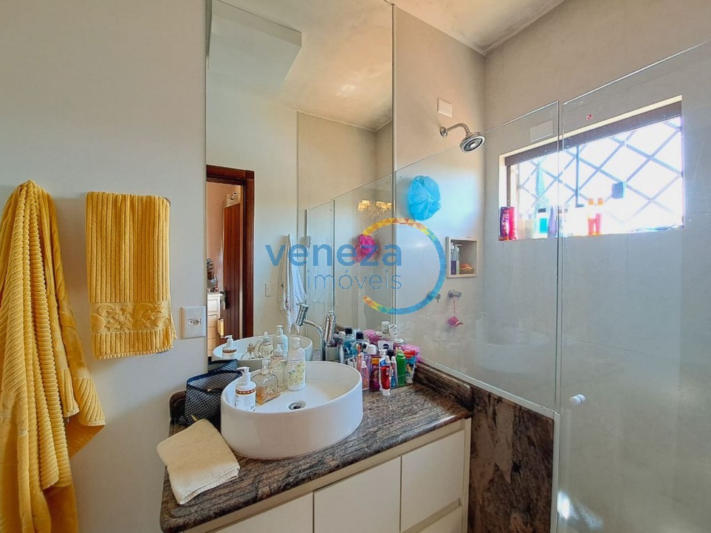 Casa Residencial para venda no bairro Tucano de Londrina - Foto 12