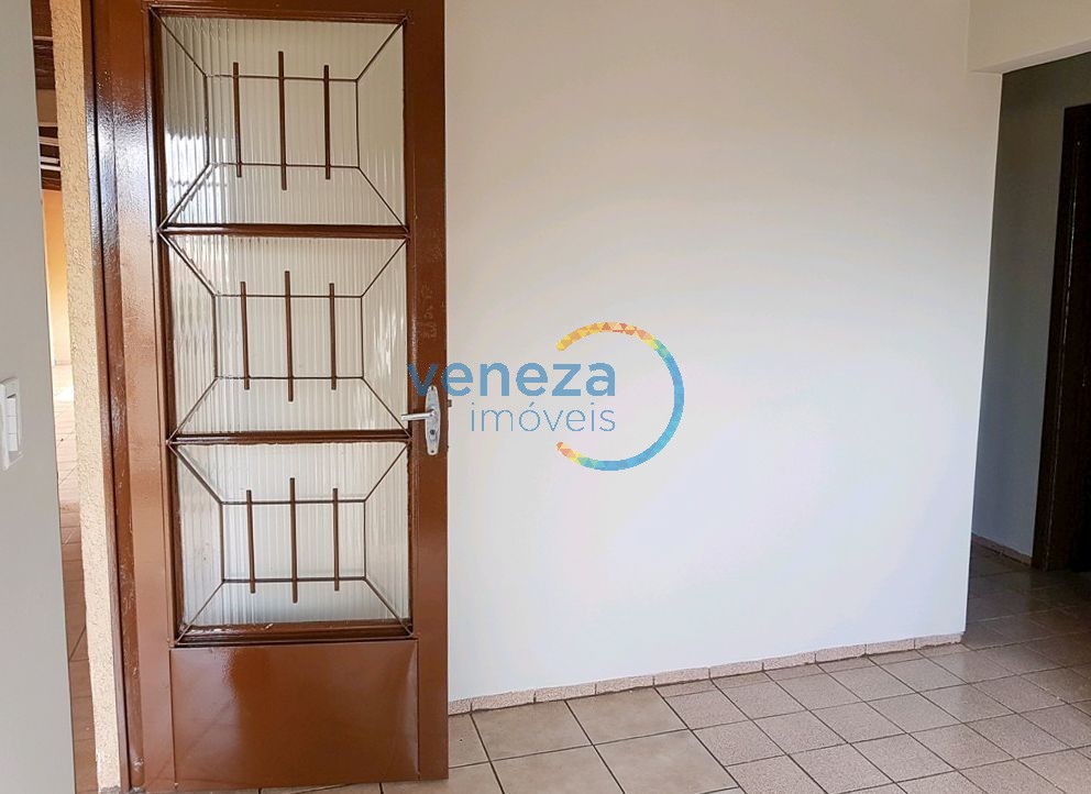 Casa Residencial para venda no Parigot de Souza em Londrina com 101,72m² por R$ 225.000,00
