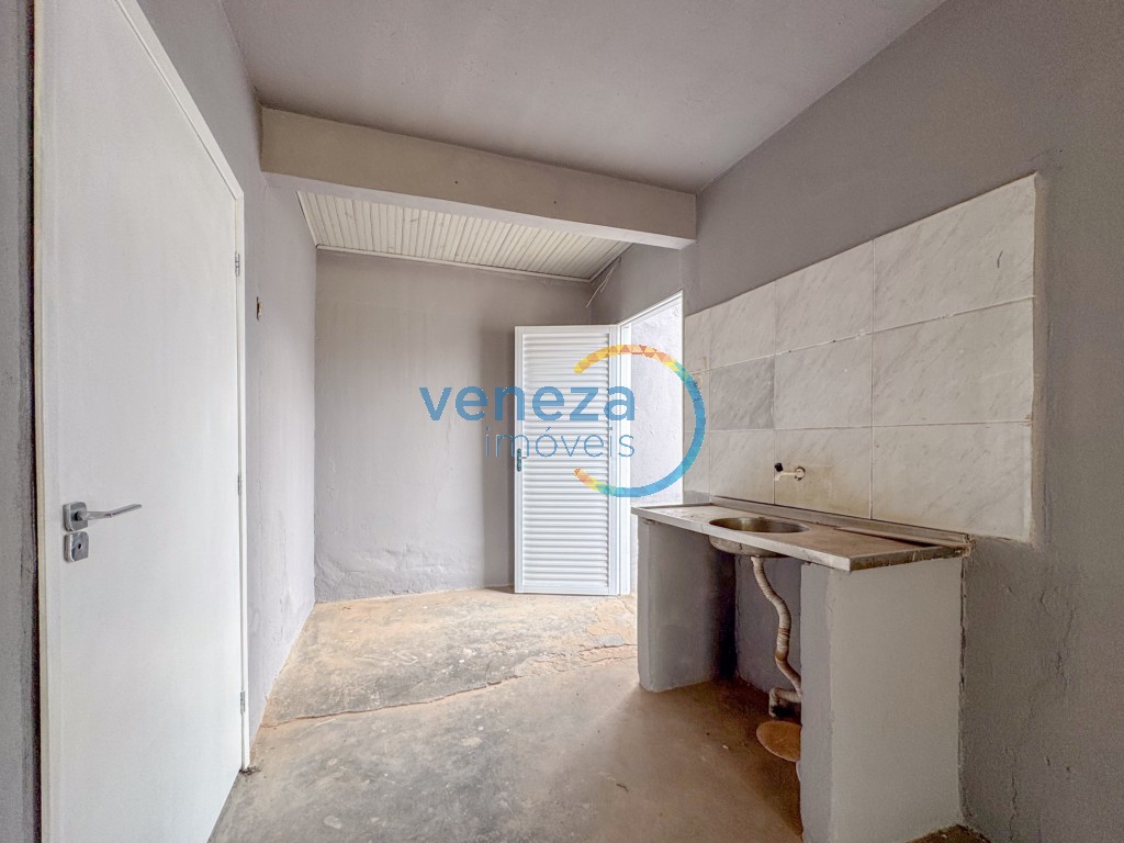 Salão-loja à venda no bairro Lindoia de Londrina com 130m<sup>2</sup> útil - Foto 8