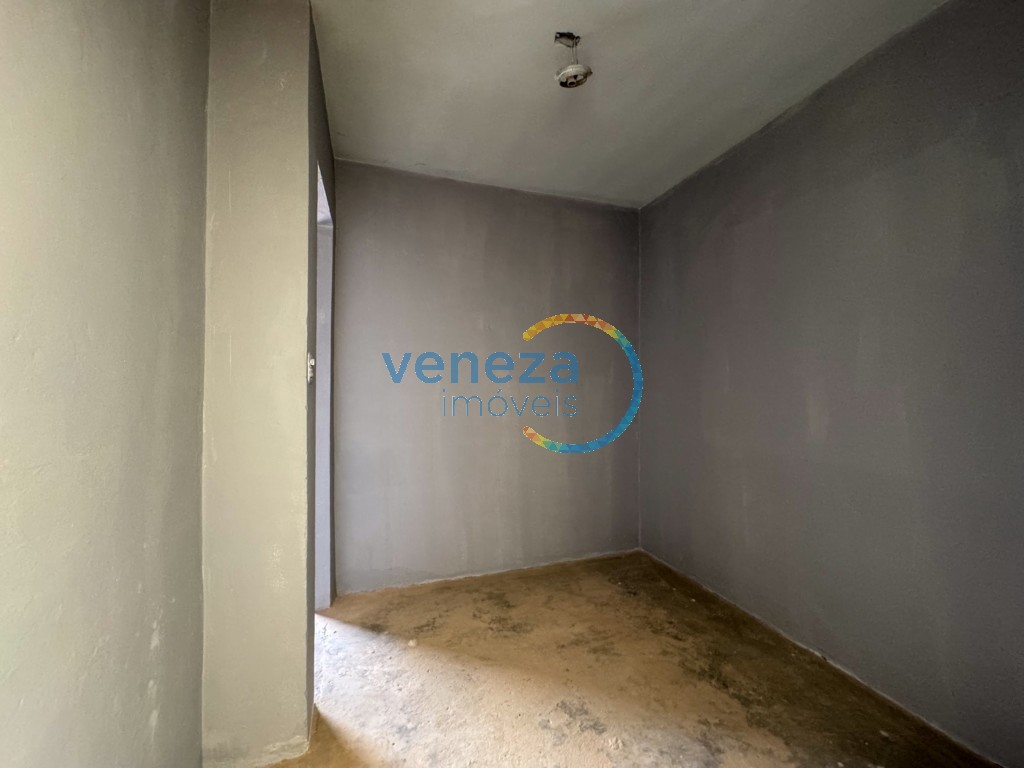 Salão-loja à venda no bairro Lindoia de Londrina com 130m<sup>2</sup> útil - Foto 13