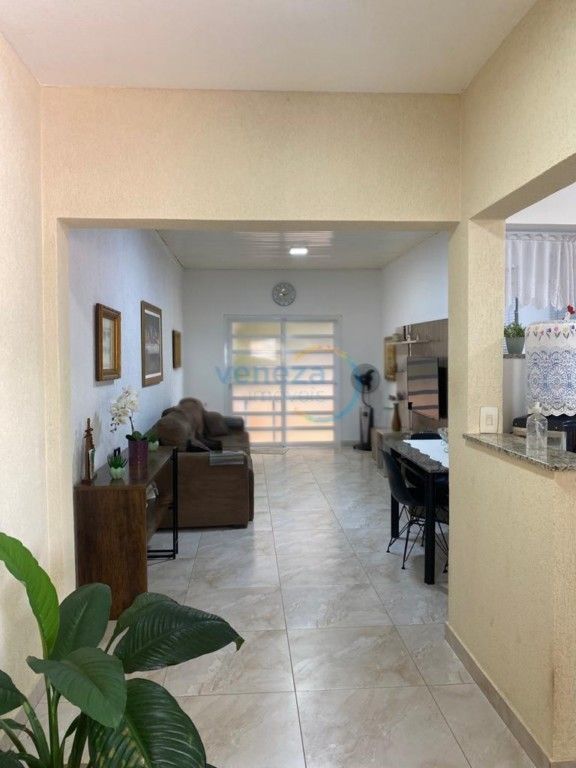 Casa à venda em San Izidro, Londrina — Portal Chave Fácil