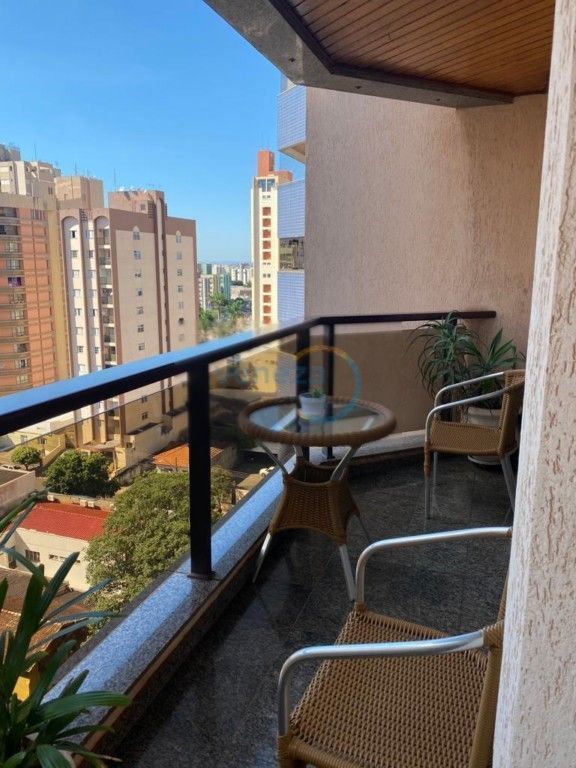 Apartamento para venda no bairro Centro de Londrina - Foto 8