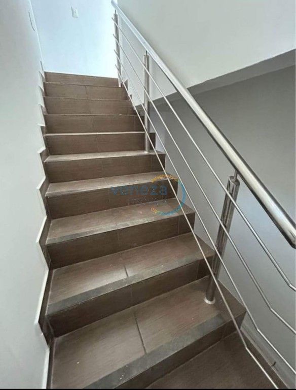 Casa Residencial para venda no bairro Columbia de Londrina - Foto 8