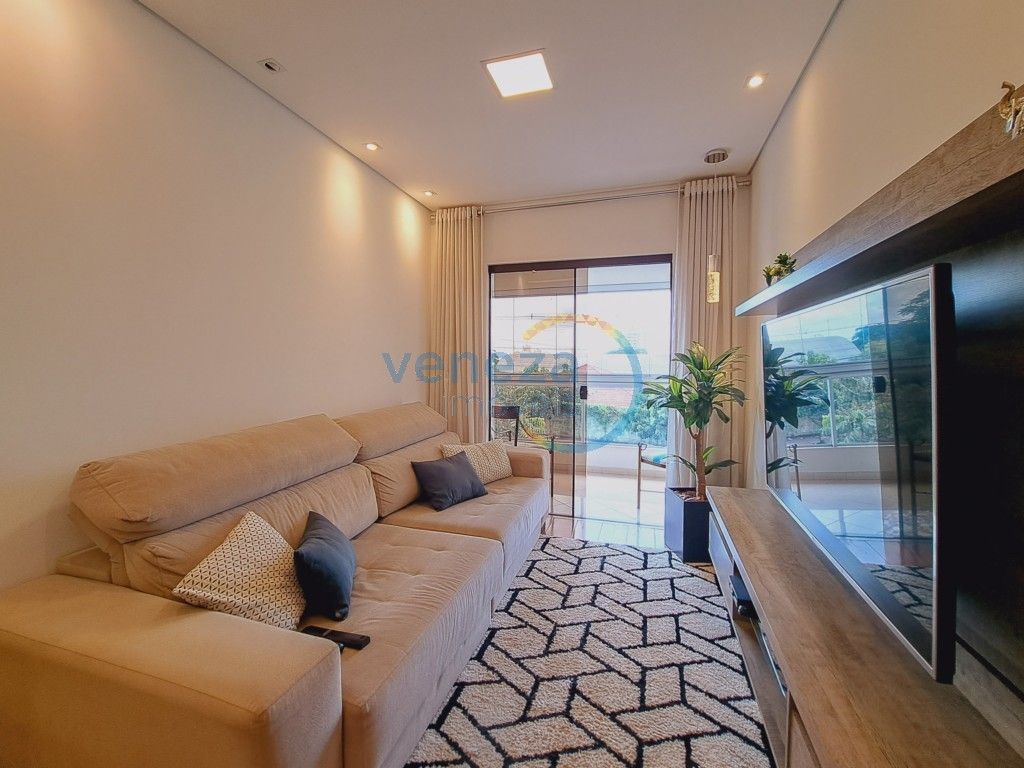 Casa Residencial para venda no Imperial em Londrina com 300m² por R$ 1.400.000,00 - Foto 2