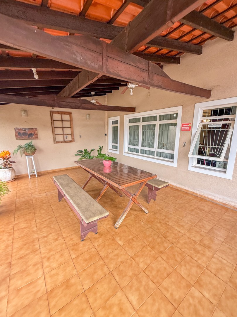 Casa Residencial para venda no bairro Campo Belo de Londrina - Foto 14