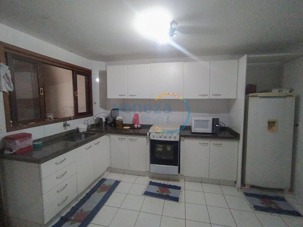Casa Residencial para venda no bairro Jardim Santa Clara de Londrina - Foto 9