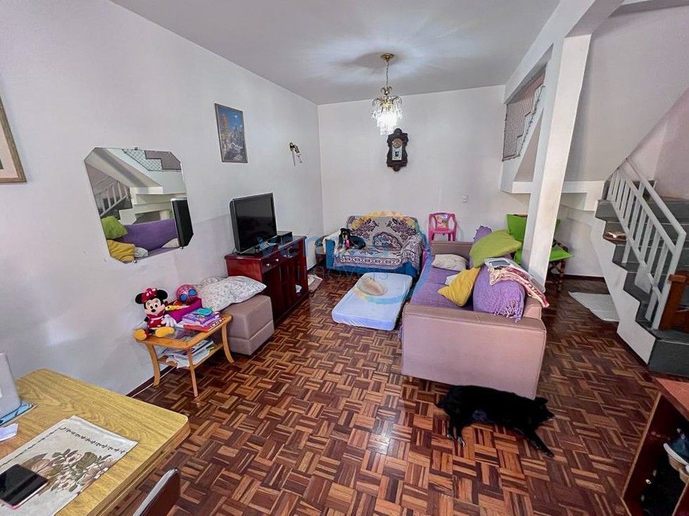 Casa à venda em Pinheiros, Londrina — Portal Chave Fácil