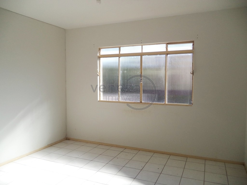 Apartamento para venda no Lima Azevedo em Londrina com 60m² por R$
                                                                                                                                                220.000,00                                                                                                                                        