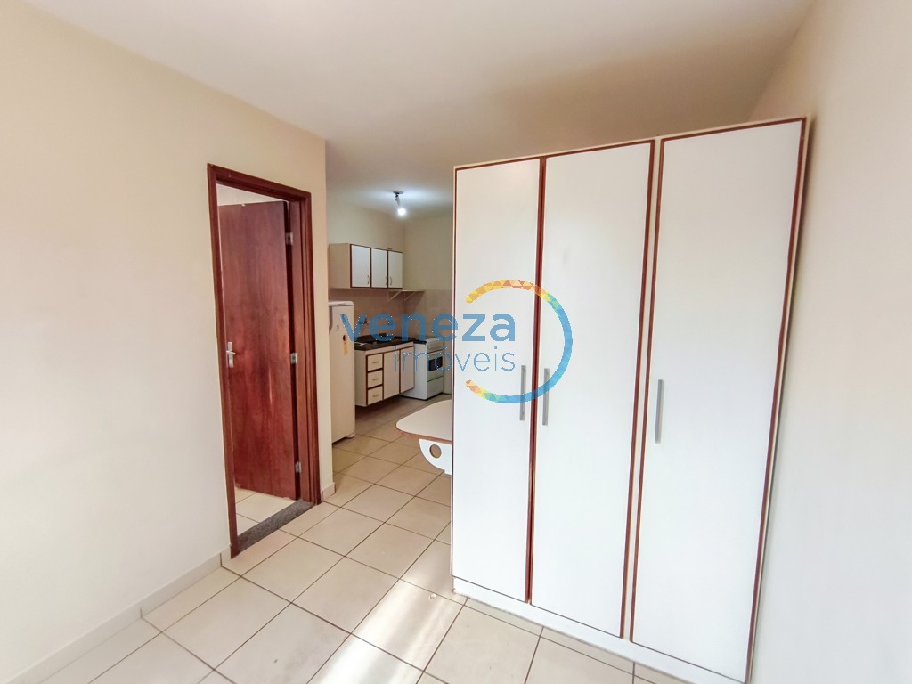 Apartamento para locação no bairro Cidade Universitaria de Londrina com 26.15m<sup>2</sup> útil, 1 quarto, 1 vaga de garagem