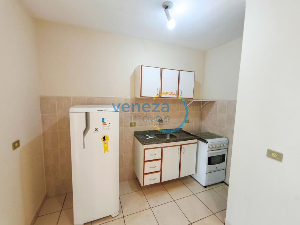 Apartamento para locação no bairro Cidade Universitaria de Londrina com 26.15m<sup>2</sup> útil, 1 quarto, 1 vaga de garagem