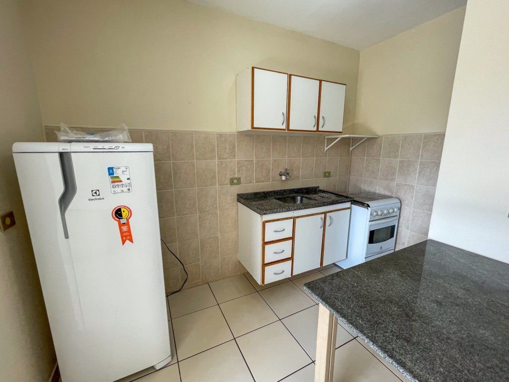 Apartamento para locação no bairro Cidade Universitaria de Londrina com 26.15m<sup>2</sup> útil, 1 quarto, 1 vaga de garagem