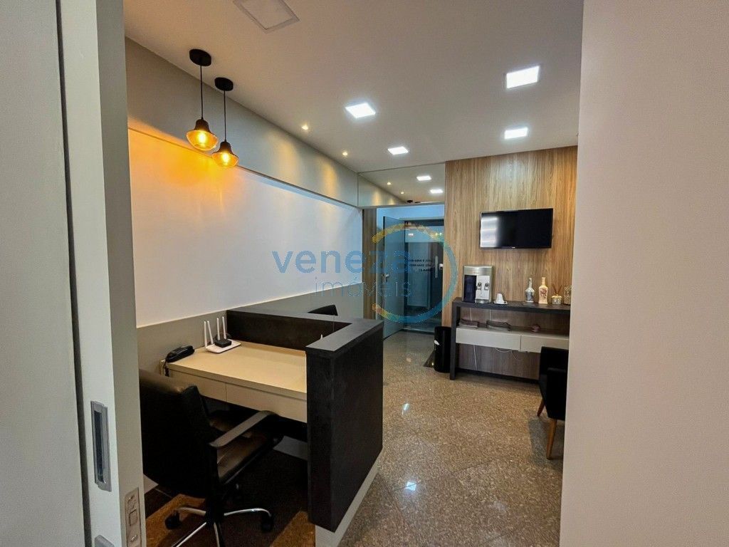 Sala para locacao no Centro em Londrina com 64m² por R$ 2.625,00