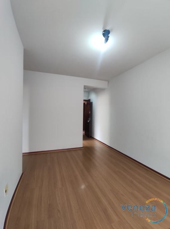 Apartamento para venda no Centro em Londrina com 49m² por R$
                                                                                                                                                215.000,00                                                                                                                                        